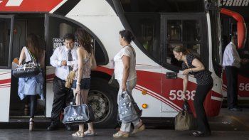 Por el coronavirus, las ventas de pasajes serán solamente por internet