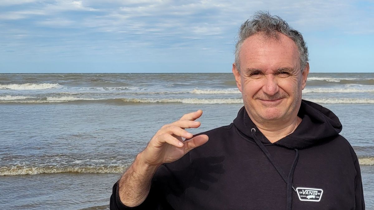 Gustavo Nielsen: A love but science fiction story