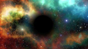 Este nuevo enfoque teórico está acompañado por el marco&nbsp;la teoría de la relatividad de Einstein
