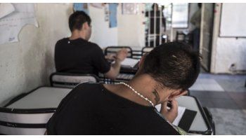 ámbito.com | El 40% de los jóvenes manifestó haber sufrido maltrato por parte de las fuerzas de seguridad. Solo el 11% pudo hacer la denuncia (Fotos: Pepe Mateo)