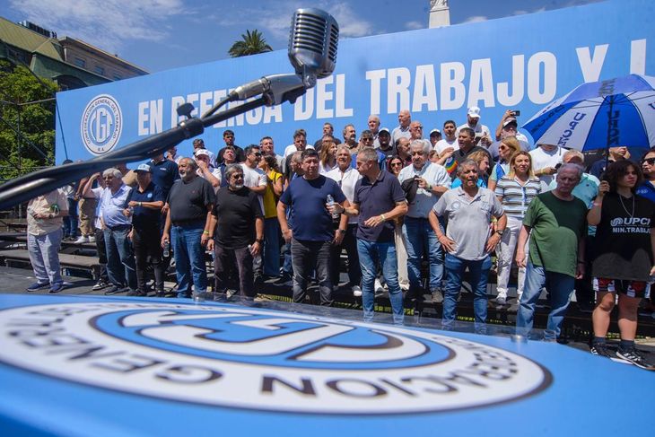 La CGT reúne este viernes a su consejo directivo. La CGT reúne este viernes a su consejo directivo.