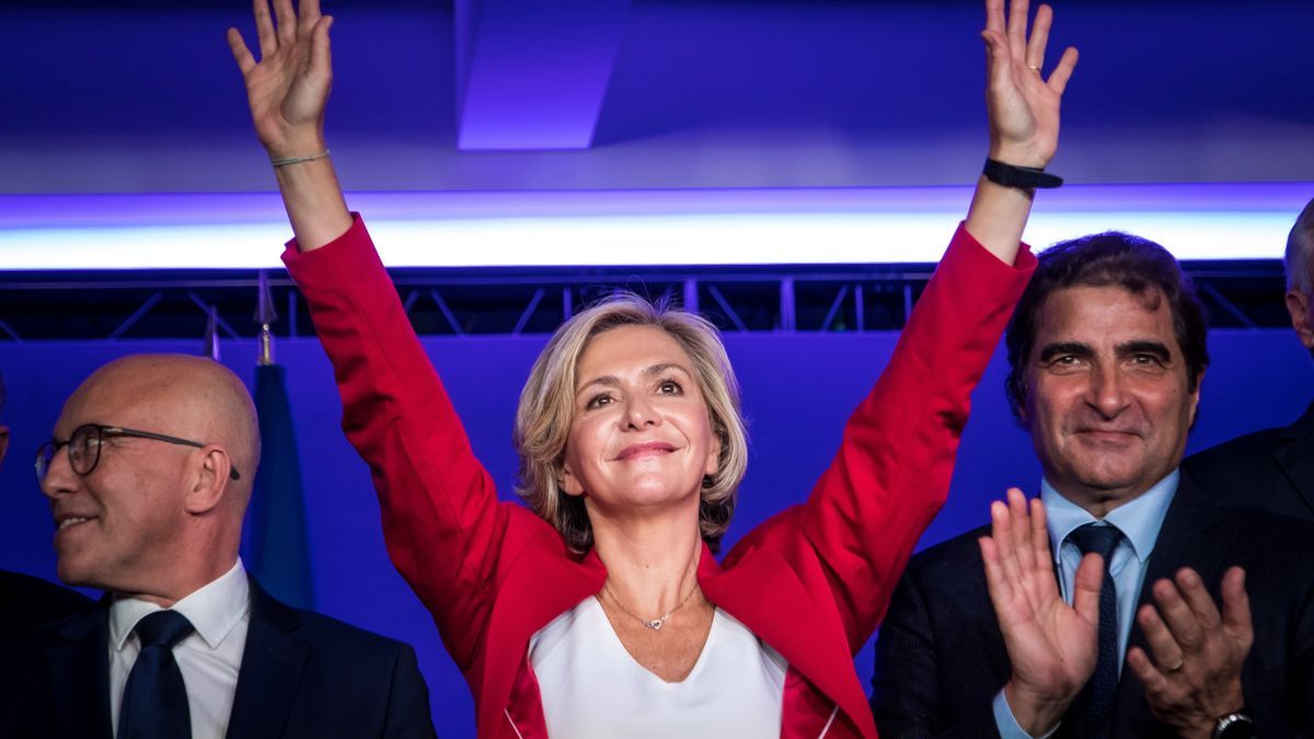 Who is Valérie Pécresse, the Elysee candidate that scares Macron