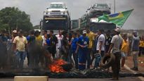 maxima tension en brasil: bolsonaristas cortan rutas y edificios militares en san pablo