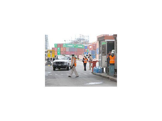 Los peritos intentaban determinar la cantidad de metanfetaminahallada para establecer si se intentaba traficarlao eran elementos que habían sido utilizados con anterioridad.