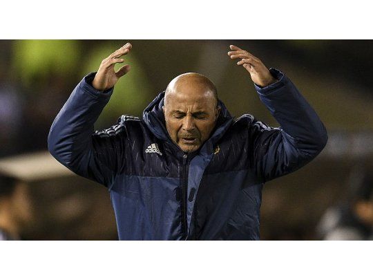 La bronca de Sampaoli: Me enoja un poco ser tan superior y no poder ganar