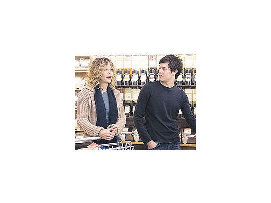 Adam Brody y Meg Ryan en una escena de «Entre mujeres», indeciso debutdel hijo menor de Lawrence Kasdan, el talentoso director de «Un tropiezollamado amor» entre otros films.