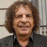 Con este reconocimiento, la UBA valida el impacto de un intelectual que ha sabido cruzar las fronteras de la literatura, el cine y los medios masivos. Con este reconocimiento, la UBA valida el impacto de un intelectual que ha sabido cruzar las fronteras de la literatura, el cine y los medios masivos.