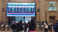 Constitución, sin servicios. Voceros de Trenes Argentinos indicaron que las cuatro vías y los ramales están cortadas por parte de trabajadores de la empresa de seguridad privada MCM.