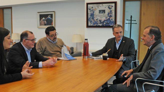 Cabildo Abierto buscará incluir el problema demográfico en el diálogo social.