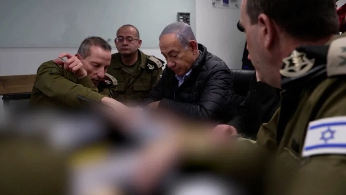 Israel claims Hezbollah violated ceasefire just one day after it began