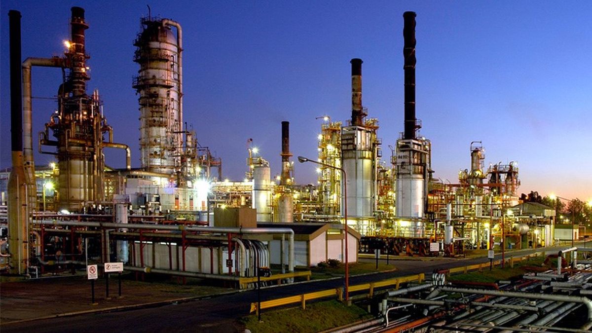 YPF begins to self-supply its La Plata refinery with energy