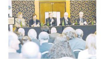 POTENCIAL ENERGÉTICO. Juan José Aranguren detalló que el Gobierno busca potenciar la producción nacional de energías renovables.
