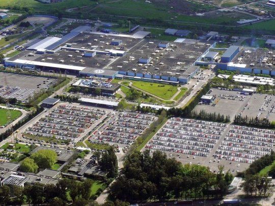 La fábrica de Volkswagen en el Centro Industrial Pacheco postergará por una semana el reinicio de su producción.