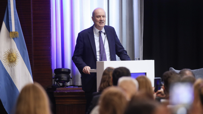 El ministro Federico Sturzenegger expuso en un encuentro organizado por la Secretaría de Industria y Comercio los ejes de la reforma a la Ley de Defensa de la Competencia.