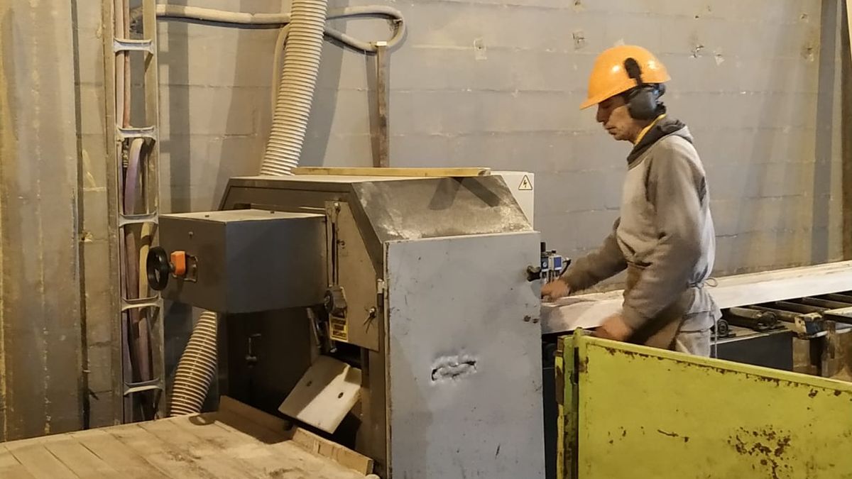 The industry bounced 2.2% monthly in April, but scored its second worst recorded since August