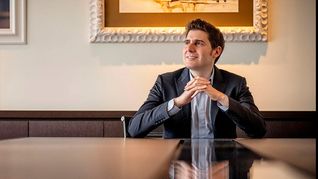 Eduardo Saverín, uno de los millonarios que invierten en tecnologia.