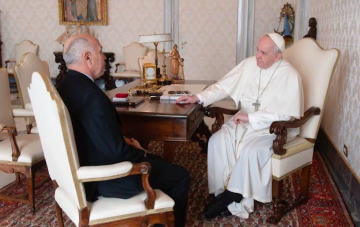 Ricardo Lorenzetti fue recibido por el papa Francisco en una reunión privada.