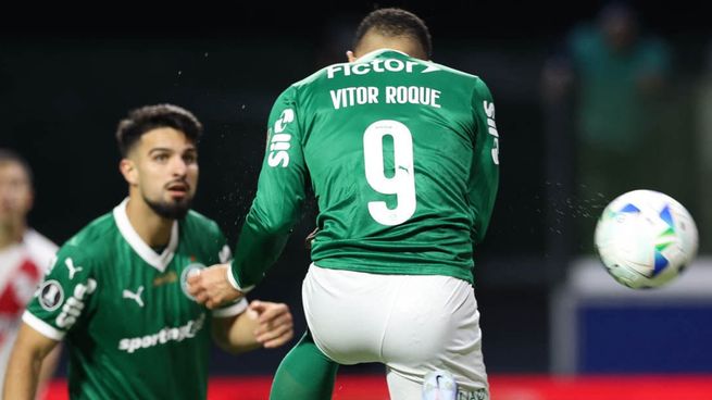 Vitor Roque y Flaco López: la dupla letal del Palmeiras vs RIver.