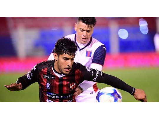 Patronato volvió a sumar tres puntos y Tigre se quedó otra vez con las ganas