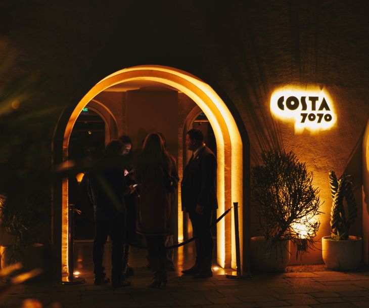 Dirección: Av. Rafael Obligado 7070, Costanera Norte Dirección: Av. Rafael Obligado 7070, Costanera Norte