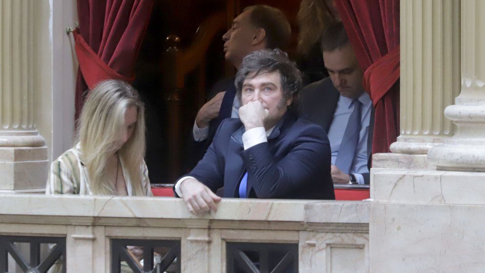 Javier Milei volverá a asistir al Congreso; esta vez, para respaldar a Adorni.