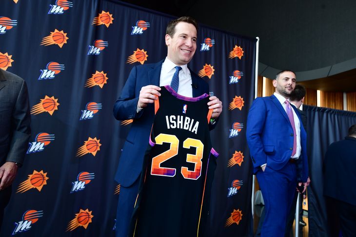 La presentación de Mat Ishbia como dueño de los Phoenix Suns de la NBA. La presentación de Mat Ishbia como dueño de los Phoenix Suns de la NBA.