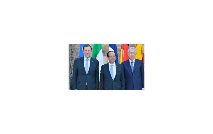 El primer ministro español, Mariano Rajoy, el presidente francés, François Hollande y el primer ministro italiano, Mario Monti.