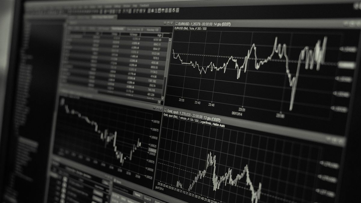 Mercado Libre climbed almost 8% and led the rise of Argentine shares on Wall Street