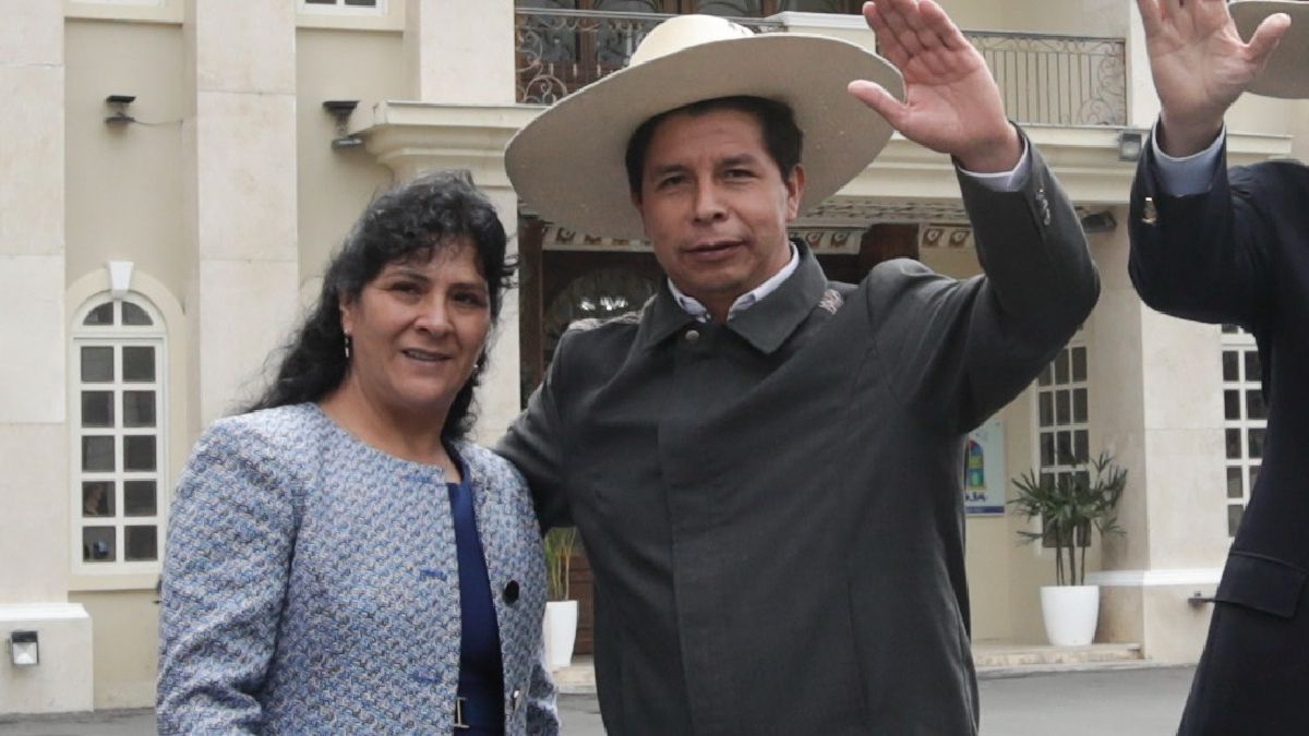 Perú: primera dama se niega a responder ante el Congreso por corrupción