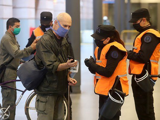 Coronavirus Controles Restricciones Transporte Publico