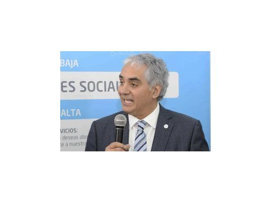 Montoya celebró convenio de cooperación con Oracle