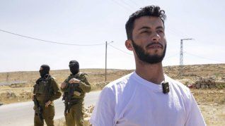 Basel Adra lleva años filmando la situación. Basel Adra lleva años filmando la situación.