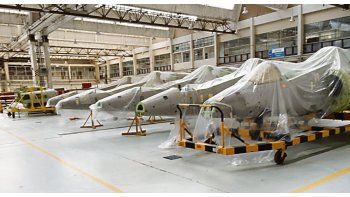 ámbito.com | Células dormidas. Un contrato para fabricar 40 aviones Pampa para la Fuerza Aérea es el único proyecto que está en carpeta desde hace años. El resto de la actividad es sólo mantenimiento y modernización de los Hércules.