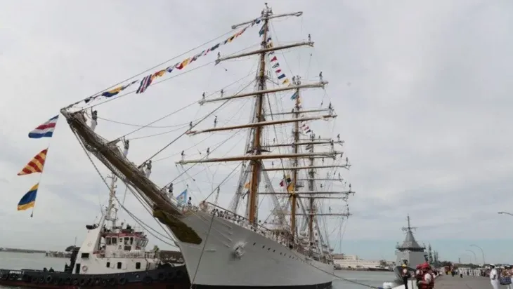 Fragata Libertad.jpg