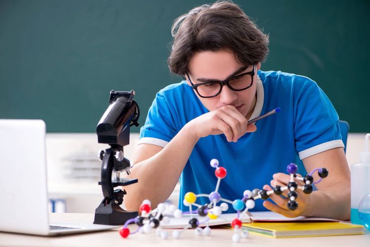 Empresas buscan estudiantes de una carrera nerd y hay alta demanda laboral