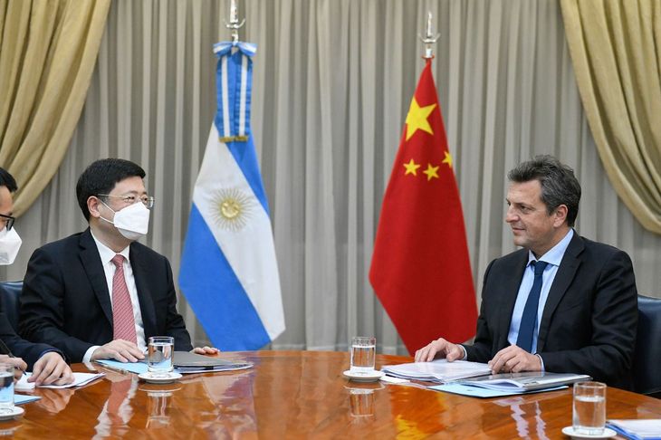 Sergio Massa se reunió con el embajador chino, Zou Xiaoli. Sergio Massa se reunió con el embajador chino, Zou Xiaoli.