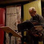 Rodolfo Mederos en una actuación en Domus Artis. Rodolfo Mederos en una actuación en Domus Artis.