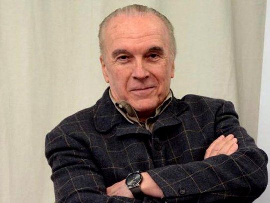 Hugo Urquijo. Era médico y psicoanalista, pero su pasión por el teatro lo llevó a forjar una carrera como puestista e intérprete.