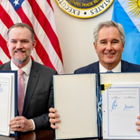 Jamieson Greer, representante comercial de Estados Unidos, y Pablo Quirno, canciller, el día en que se anunció la firma del acuerdo. Jamieson Greer, representante comercial de Estados Unidos, y Pablo Quirno, canciller, el día en que se anunció la firma del acuerdo.