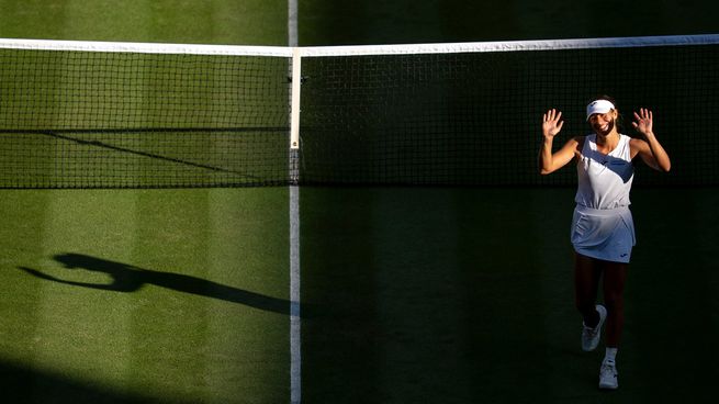 Solana Sierra se despidió de Wimbledon tras una actuación memorable.