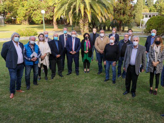 almuerzo. Alberto Fernández recibió ayer en la residencia de Olivos a la mesa de la CGT. Control de precios y la sucesión en la Superintendencia de Servicios de Salud, en el centro de las conversaciones.&nbsp;