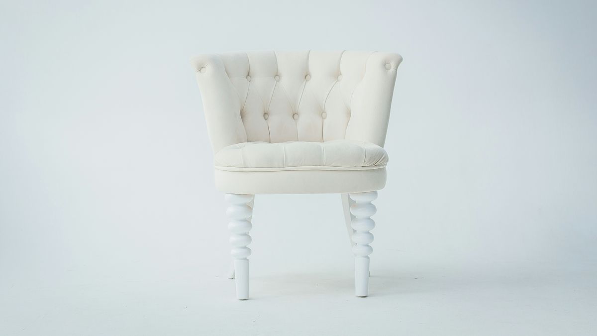 Step by step: this is how to clean the armchair with vinegar and soap