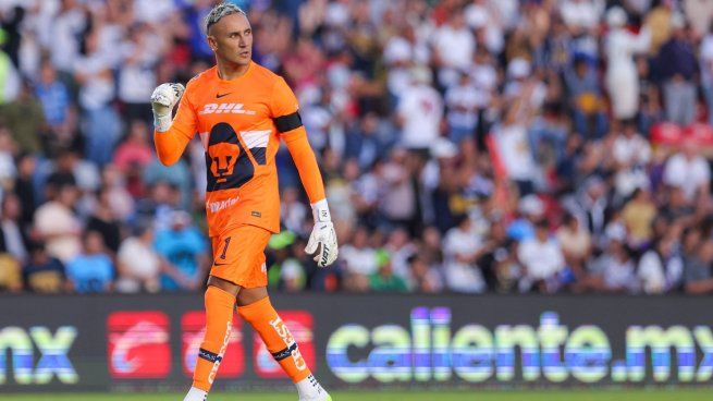 Keylor Navas&nbsp; hizo su debut en Pumas, pero el conjunto Universitario no pudo lograr su primer triunfo en casa.