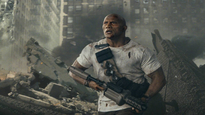 La Roca protagoniza una increíble película de acción, en Netflix.