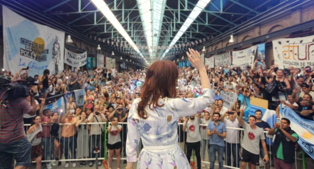 Cristina: El modelo neoliberal necesita desocupación de 2 dígitos (foto 1)