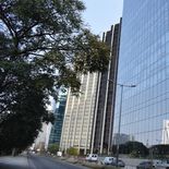 La construcción de nuevos edificios de oficinas continúa en niveles históricamente bajos.  La construcción de nuevos edificios de oficinas continúa en niveles históricamente bajos.