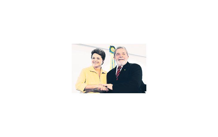 Luiz Inácio Lula da Silva recibió ayer a su delfina, Dilma Rousseff, en el Palacio del Planalto, en Brasilia. Dijo que no participará en ninguna decisión de ésta, en un intento de despejar las versiones sobre un futuro «doble comando» del Gobierno brasileño.