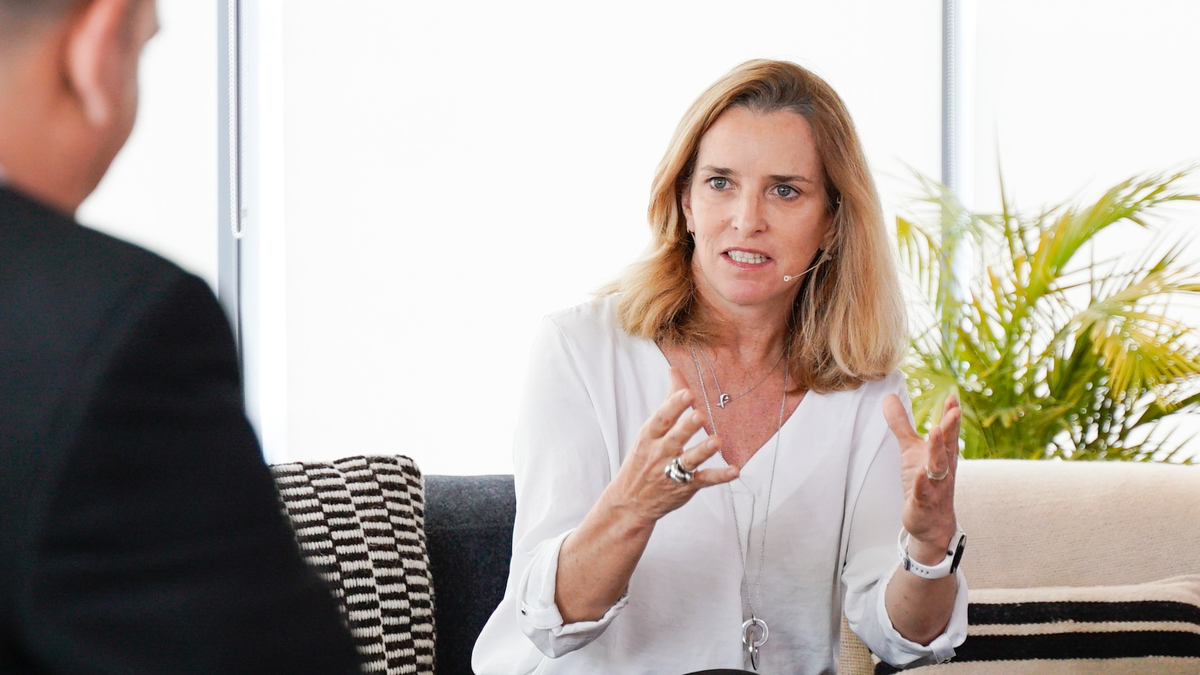 Mariana Iribarne: "El país ocupa un lugar privilegiado dentro de la transición energética"