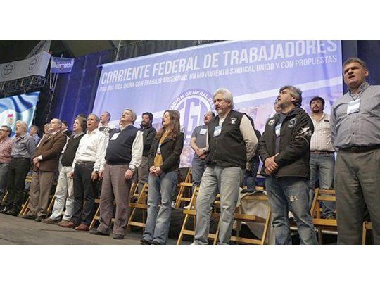 La Corriente Federal de los Trabajadores convocó a un plenario en el camping de los farmacéuticos en Luján para aprobar un plan de acción contra la reforma laboral del Gobierno nacional. Se esperan masivas adhesiones de otras centrales obreras y organizaciones sociales.