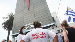 Los extrabajadores de Casa de Galicia aseguraron que le iniciarán juicio al Estado.